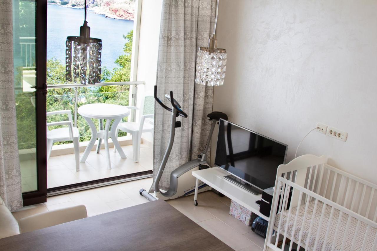 Apartment Superseaview Sutomore Luaran gambar