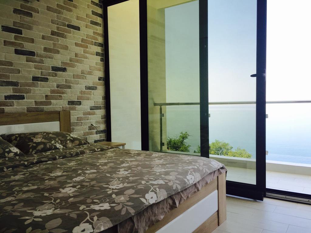 Apartment Superseaview Sutomore Bilik gambar