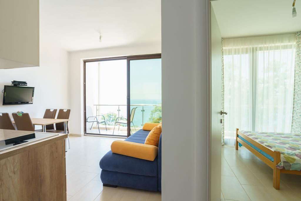 Apartment Superseaview Sutomore Luaran gambar